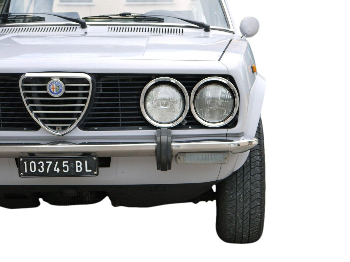 Alfa Romeo Alfetta 1.6 (8)