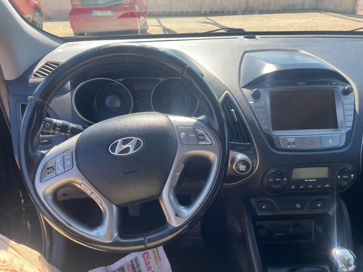 Hyundai ix35 1.7 CRDi 2WD Go! Brasil (10)