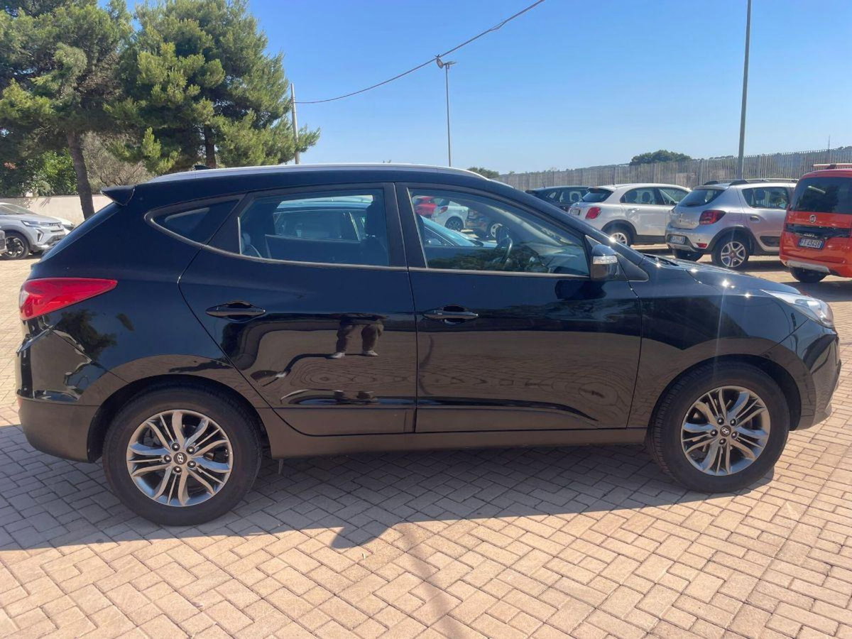 Hyundai ix35 1.7 CRDi 2WD Go! Brasil (4)