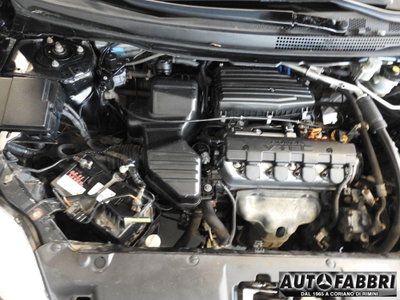 Honda FR-V 16V VTEC Comfort Plus (9)