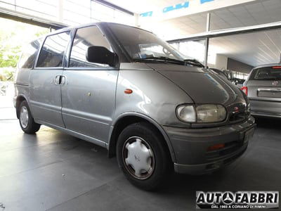 Nissan Serena 16V cat 5 porte LX usata