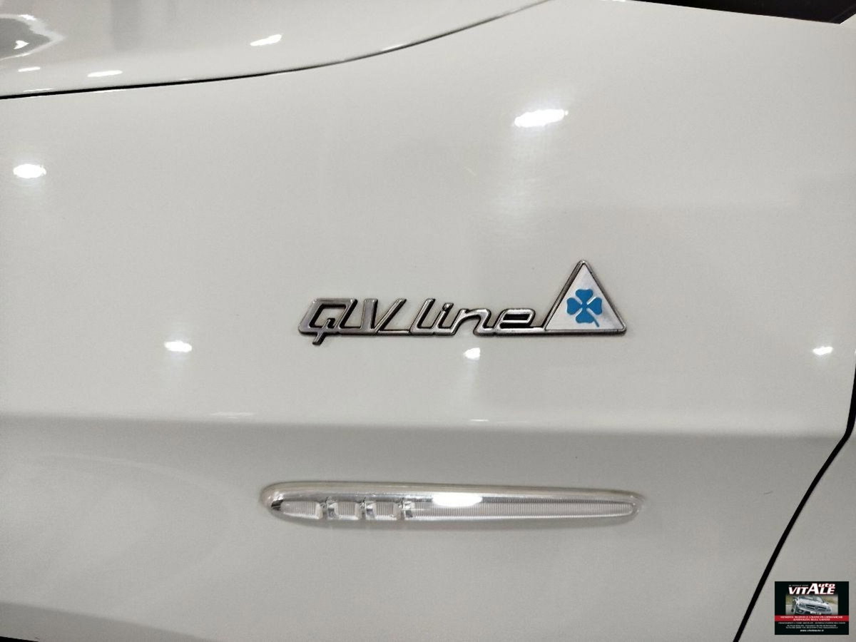 Alfa Romeo Giulietta 1.6 JTDm-2 Giulietta (9)