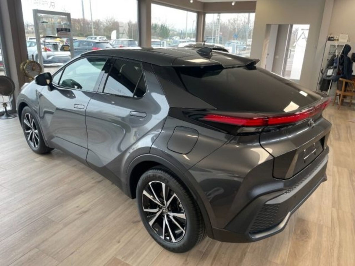Toyota Toyota C-HR 1.8 hev Lounge fwd e-cvt (2)