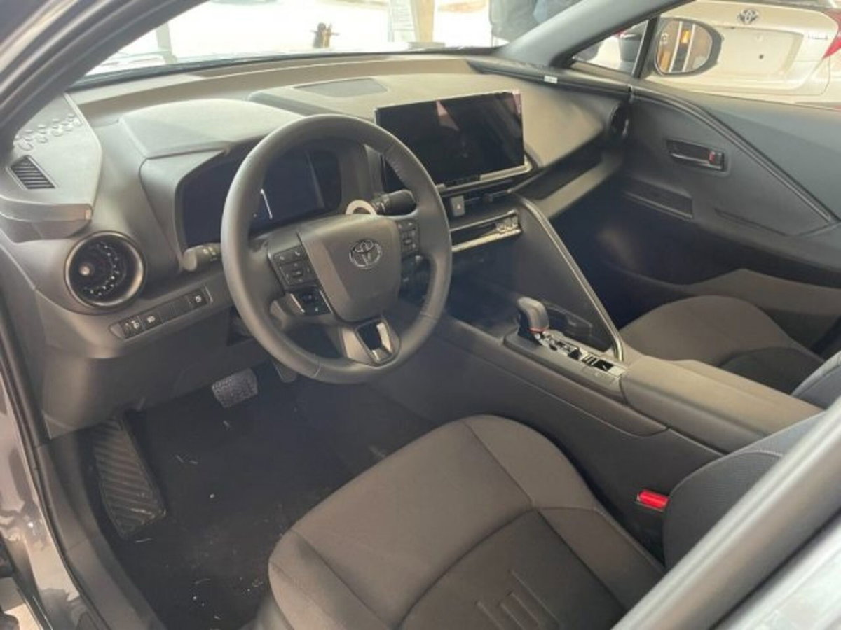 Toyota Toyota C-HR 1.8 hev Lounge fwd e-cvt (5)