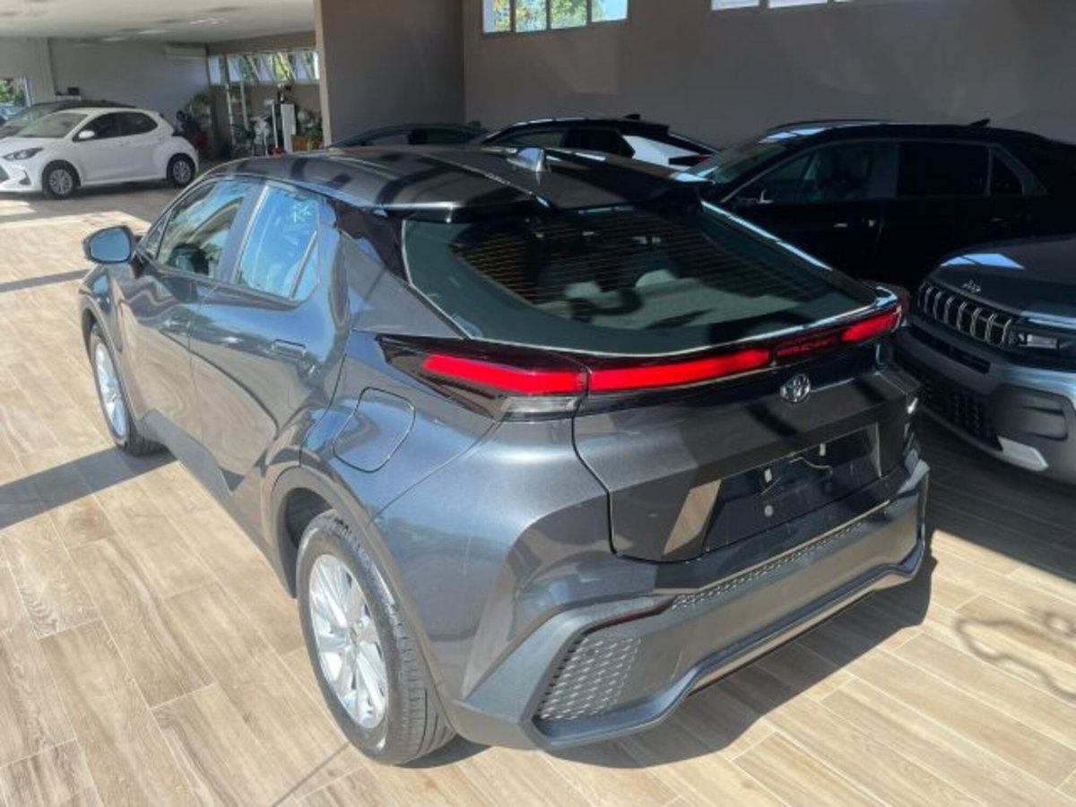 Toyota Toyota C-HR 1.8 hev Active fwd e-cvt (5)