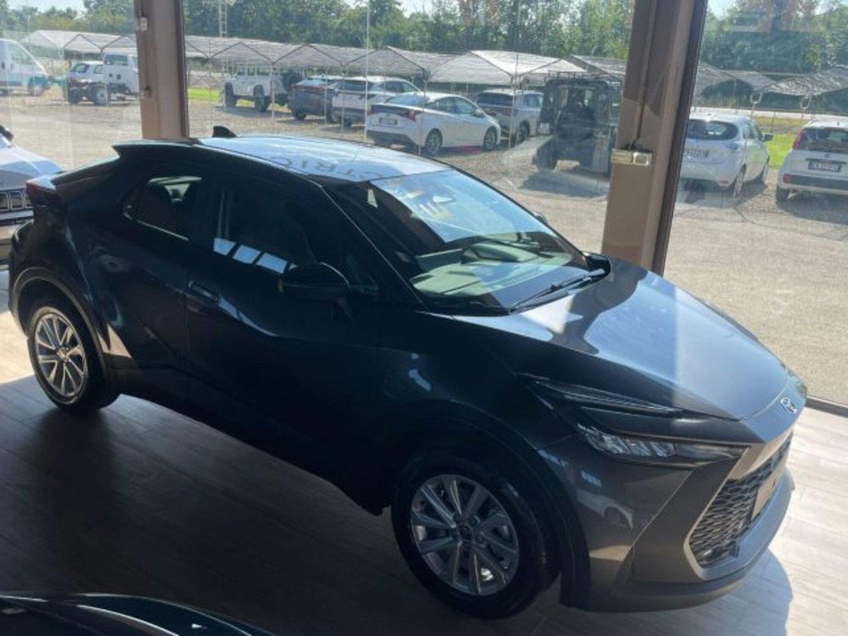 Toyota Toyota C-HR 1.8 hev Active fwd e-cvt (7)