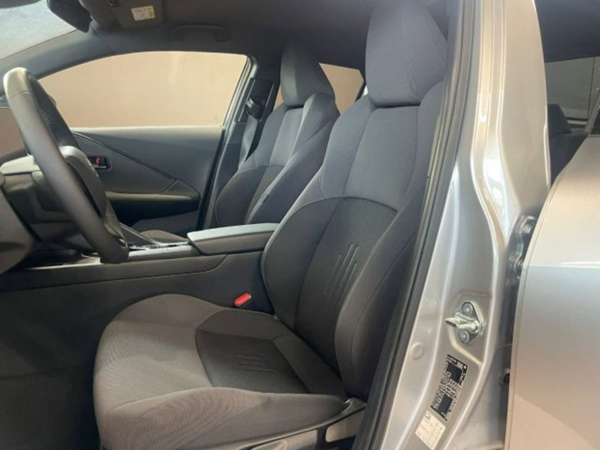 Toyota Toyota C-HR 1.8 hv Lounge fwd e-cvt (6)