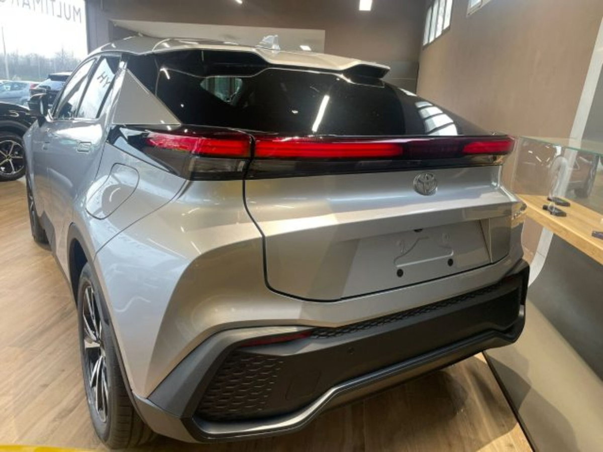 Toyota Toyota C-HR 1.8 hv Lounge fwd e-cvt (9)