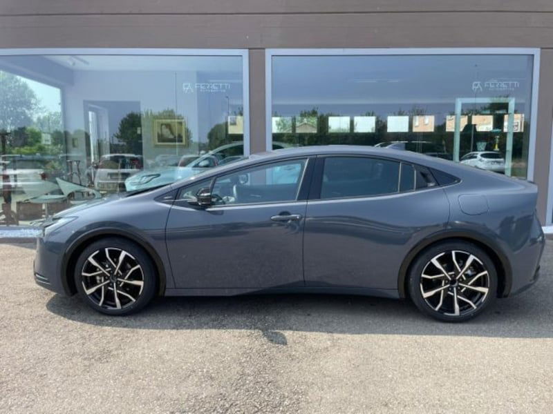 Toyota Prius 2.0 phev Lounge
