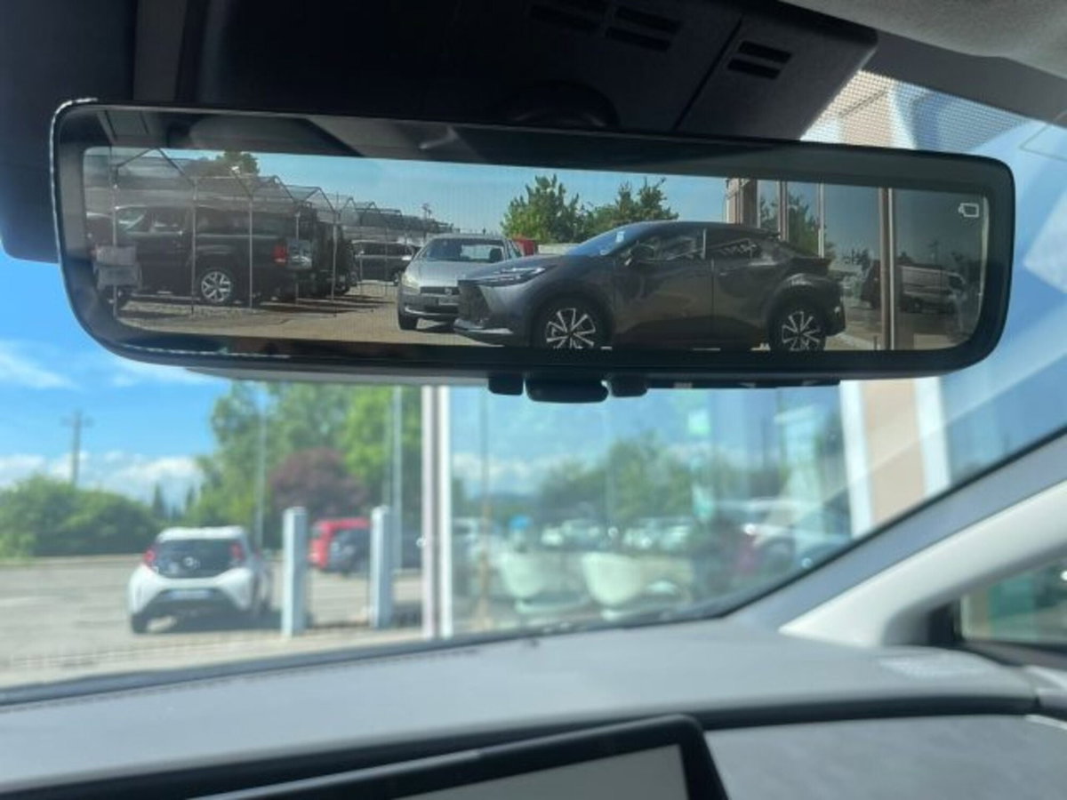Toyota Prius 2.0 phev Lounge (14)