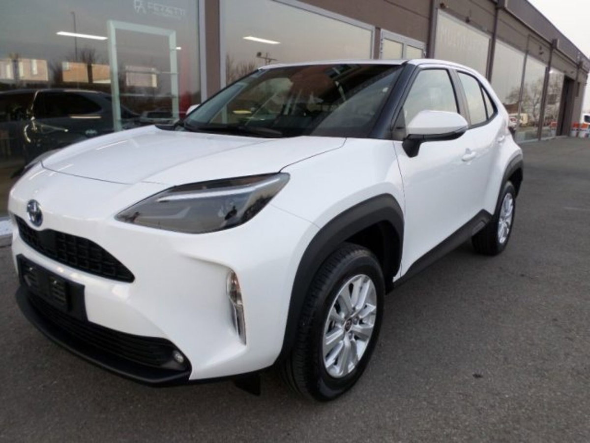 Toyota Yaris Cross 1.5 Hybrid 5p. E-CVT Active (3)