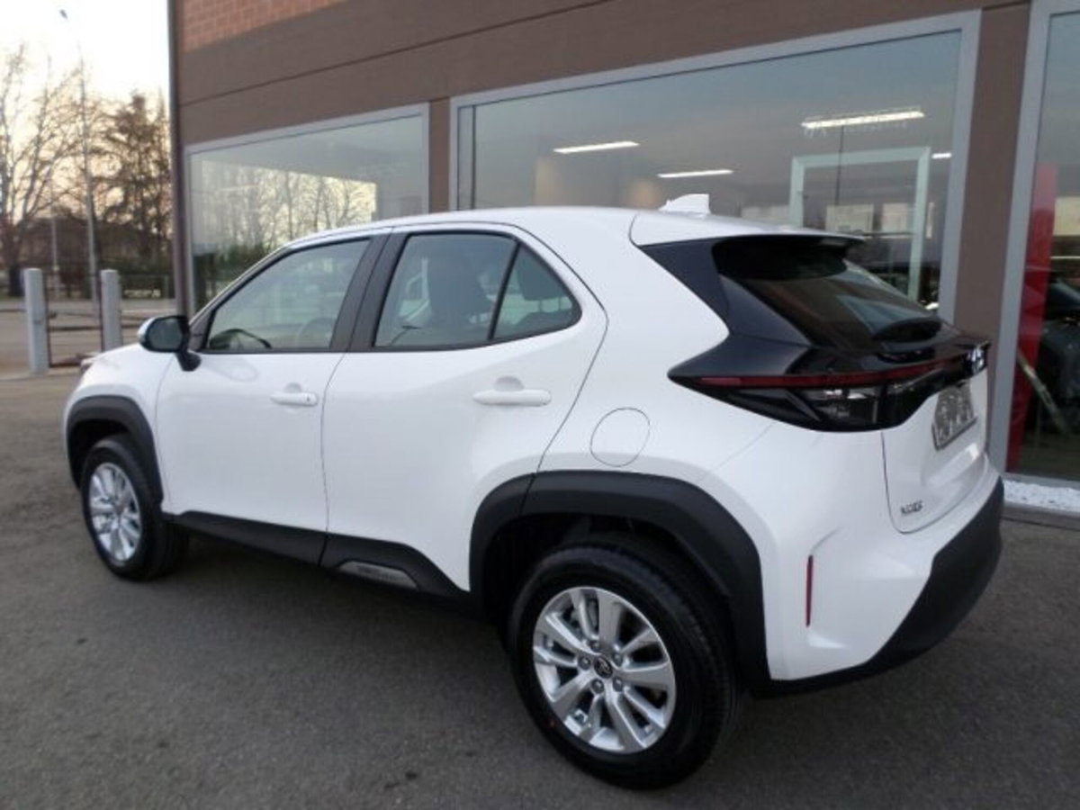 Toyota Yaris Cross 1.5 Hybrid 5p. E-CVT Active (4)