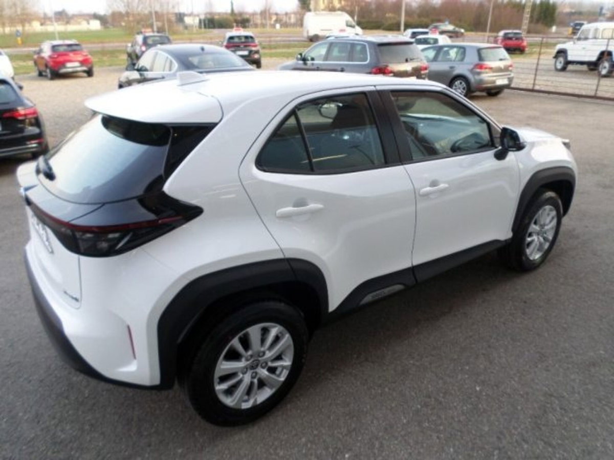 Toyota Yaris Cross 1.5 Hybrid 5p. E-CVT Active (7)