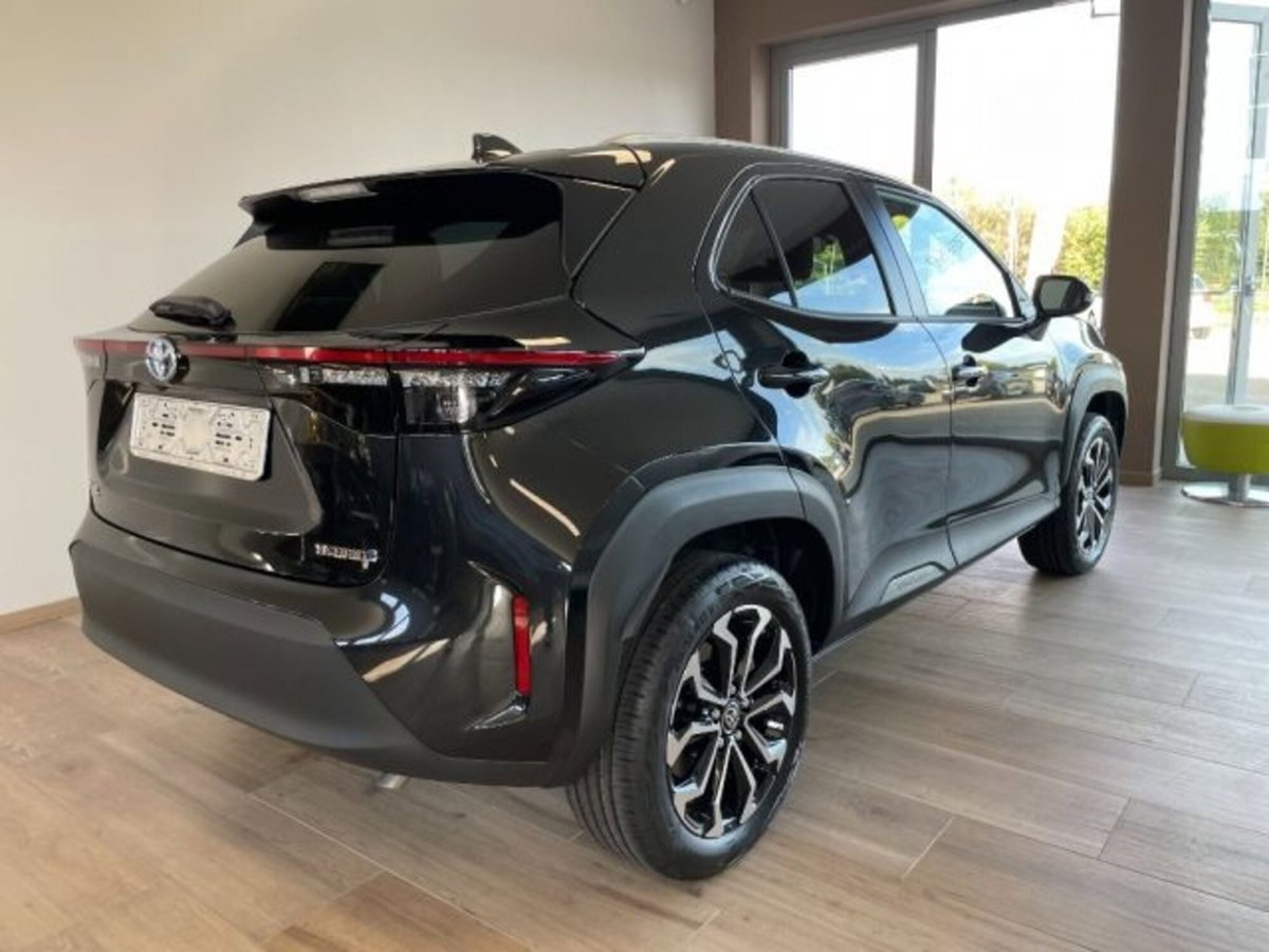 Toyota Yaris Cross 1.5 Hybrid 5p. E-CVT Trend (4)