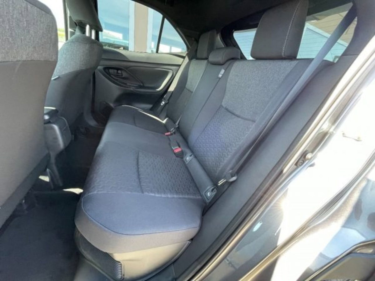 Toyota Yaris Cross 1.5h GR Sport Black Sky fwd 116cv e-cvt (5)