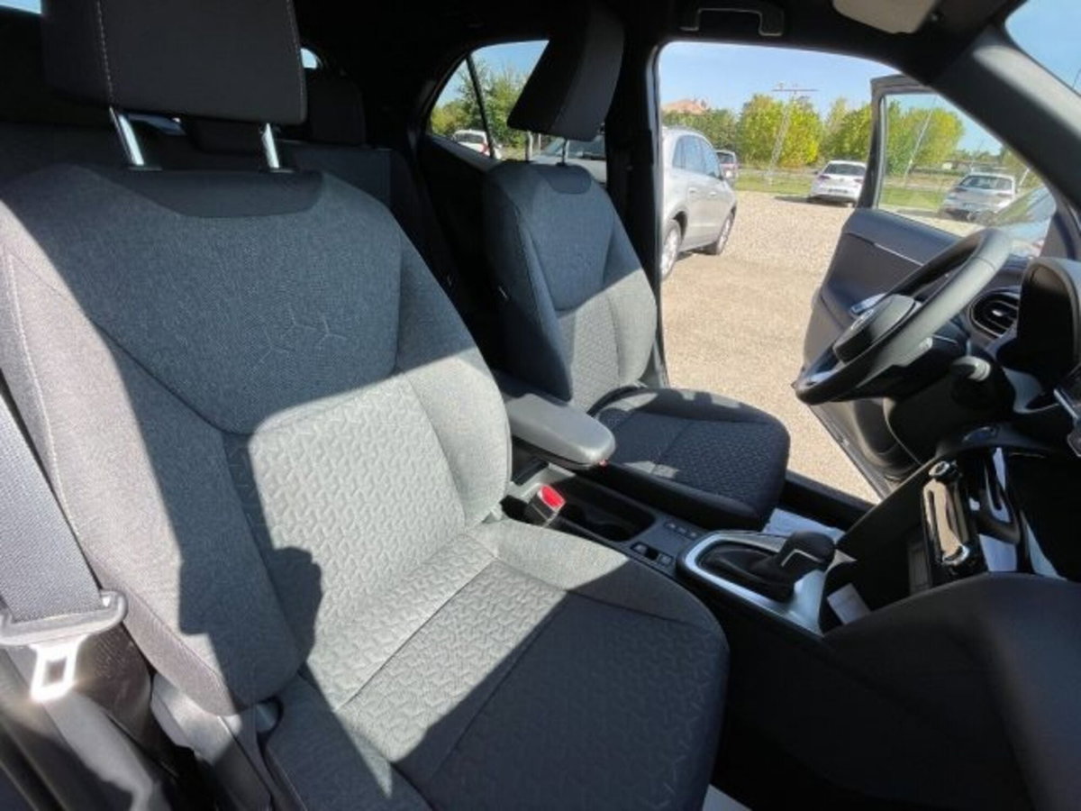 Toyota Yaris Cross 1.5h GR Sport Black Sky fwd 116cv e-cvt (7)