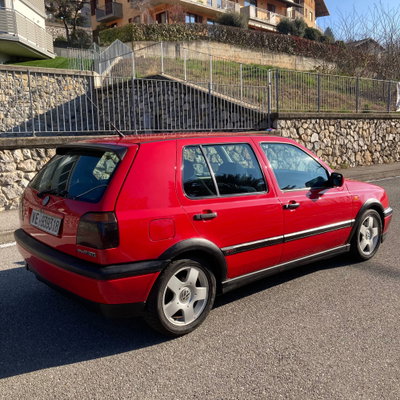 Volkswagen Golf 2.0 cat 5 porte GTI (4)