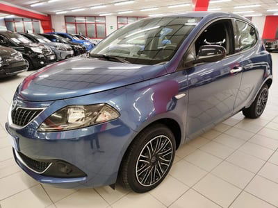 Lancia Ypsilon 1.0 FireFly 5 porte S&S Hybrid Gold Plus usata