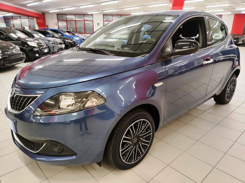 Lancia Ypsilon 1.0 FireFly 5 porte S&S Hybrid Gold Plus