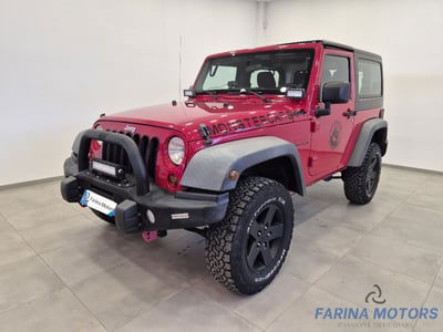 Jeep Wrangler 2.8 CRD DPF Sahara Auto usata