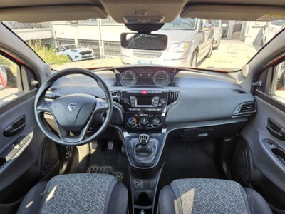 Lancia Ypsilon 1.0 FireFly 5 porte S&S Hybrid Ecochic A. Ferretti (10)
