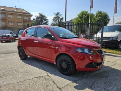 Lancia Ypsilon 1.0 FireFly 5 porte S&S Hybrid Ecochic A. Ferretti (4)