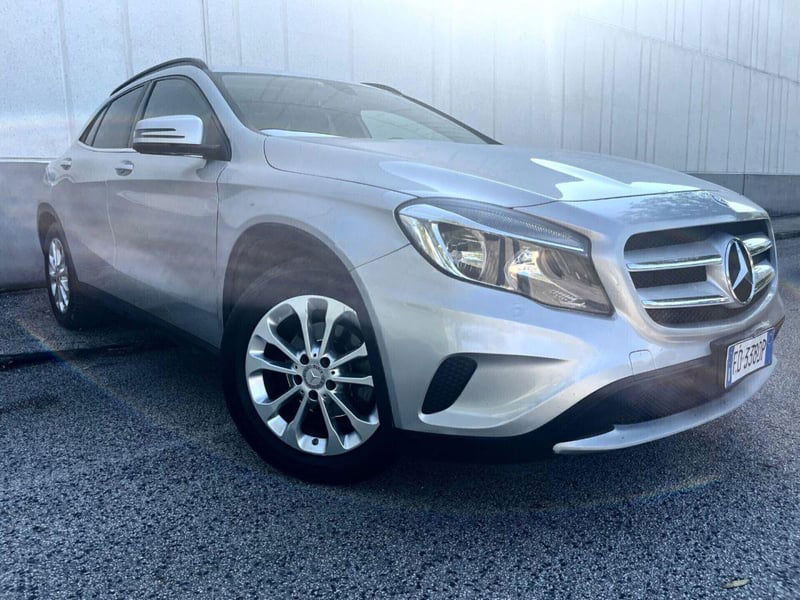 Mercedes-Benz GLA SUV 200 CDI Sport