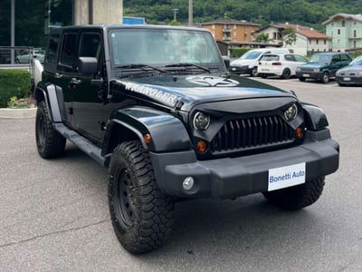 Jeep Wrangler Unlimited 2.8 CRD DPF Sahara Auto usata