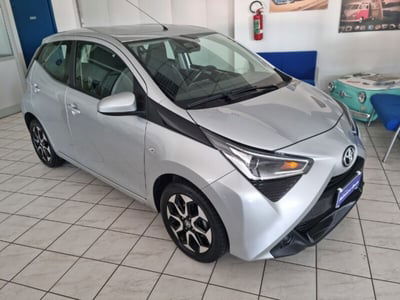 Toyota Aygo 1.0 VVT-i 72 CV 5 porte x-play usata