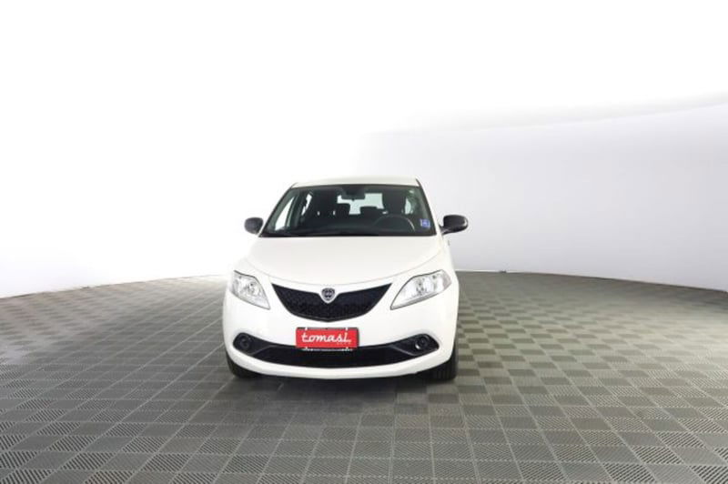Lancia Ypsilon 1.2 69 CV 5 porte Gold