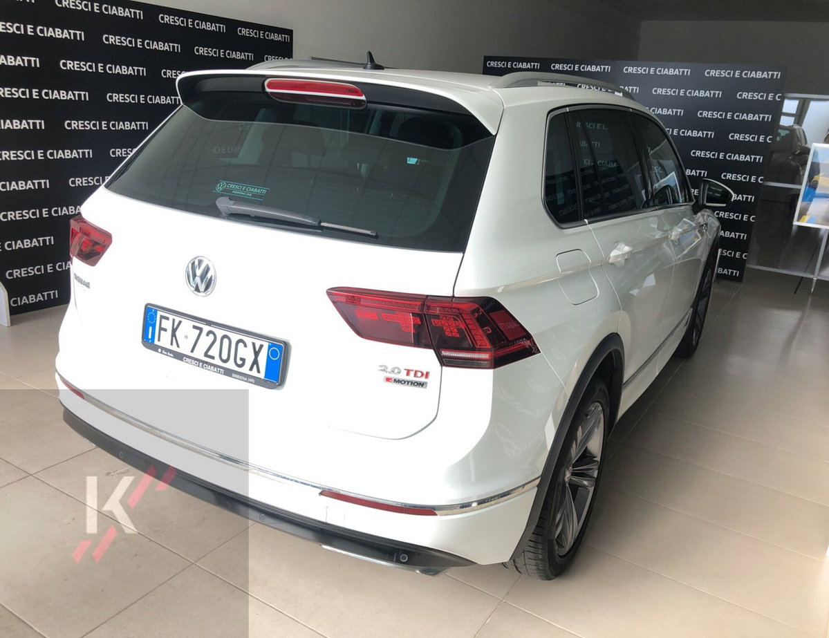 Volkswagen Tiguan 2.0 BiTDI SCR DSG 4MOTION Executive R-Line BMT (2)