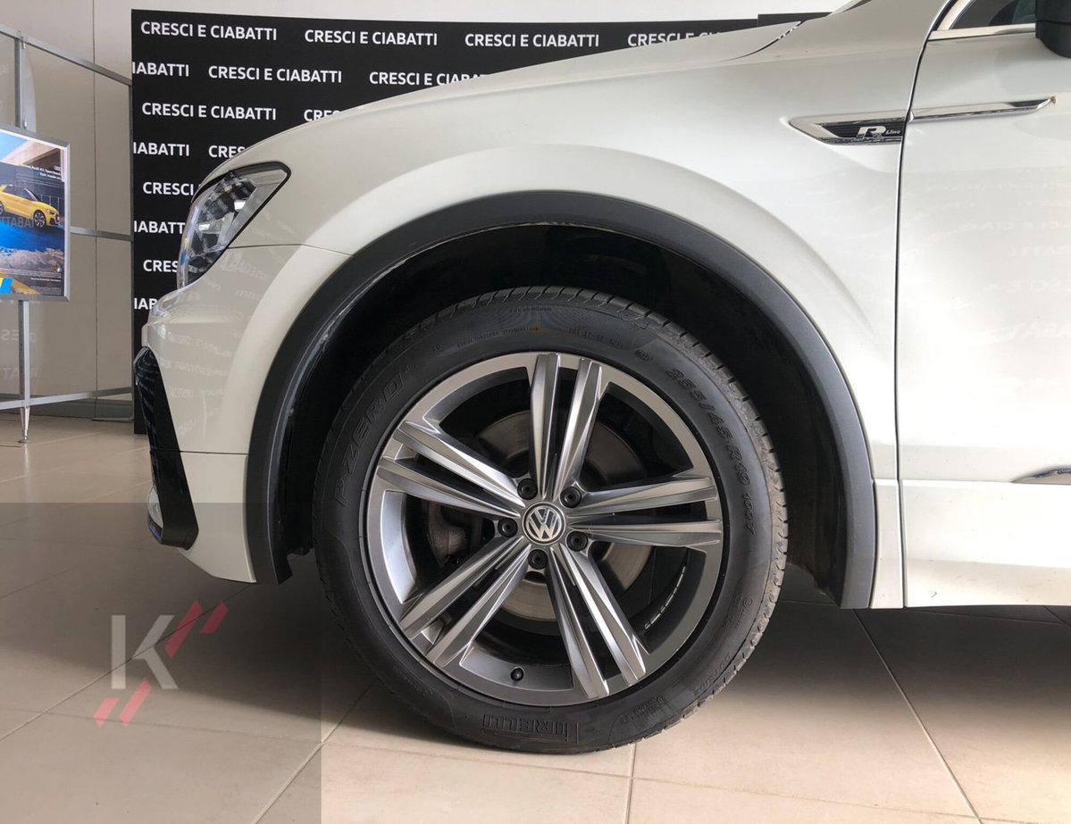 Volkswagen Tiguan 2.0 BiTDI SCR DSG 4MOTION Executive R-Line BMT (7)