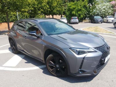 Lexus UX Hybrid F Sport usata