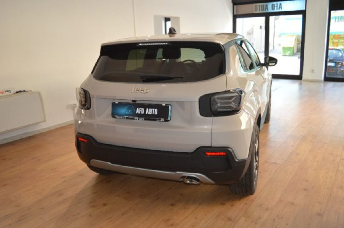 Jeep Avenger 1.2 turbo Summit fwd 100cv (4)