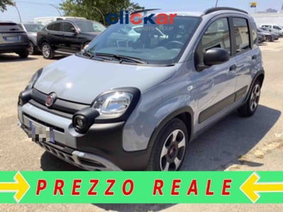 Fiat Panda 1.0 FireFly S&S Hybrid City Cross usata