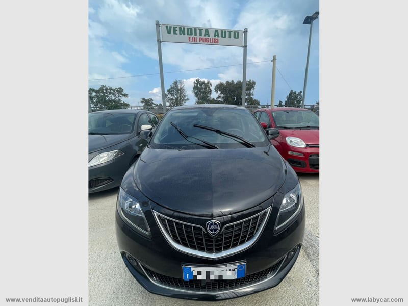 Lancia Ypsilon 1.2 69 CV 5 porte GPL Alberta Ferretti