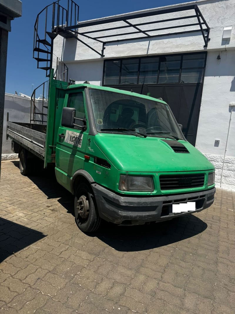 Iveco Daily Telaio 30.8 2.5 Diesel PC Cabinato