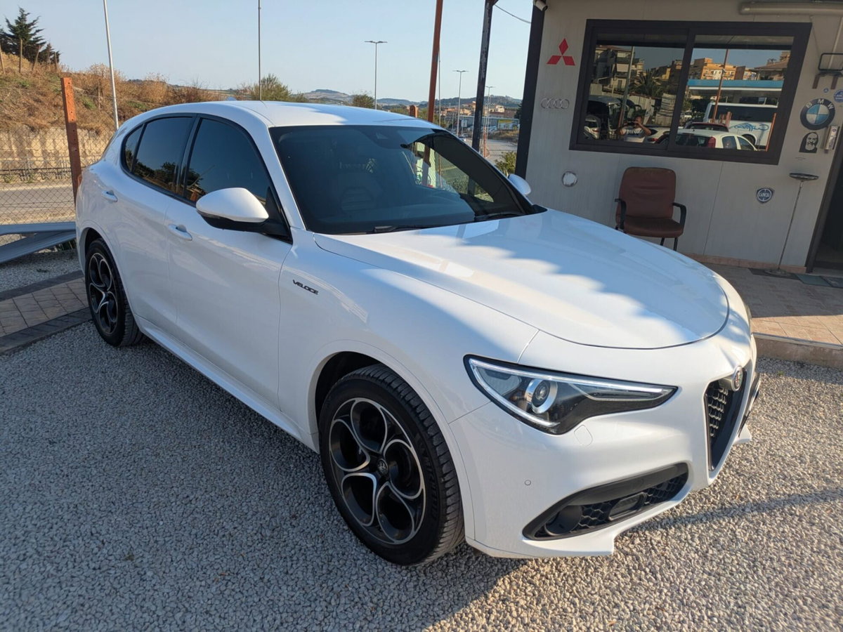 Alfa Romeo Stelvio Stelvio 2.2 Turbodiesel 210 CV AT8 Q4 Veloce (3)