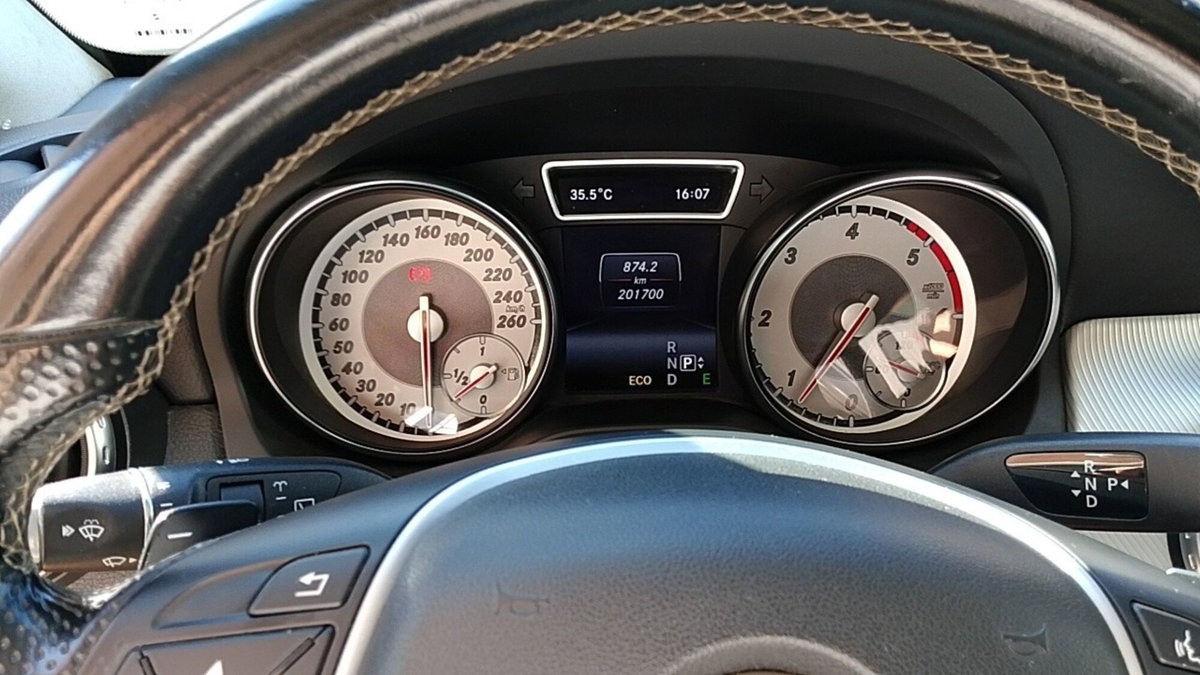Mercedes-Benz GLA SUV 200 CDI Automatic 4Matic Executive (11)