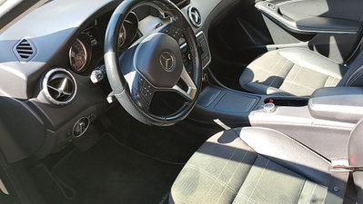 Mercedes-Benz GLA SUV 200 CDI Automatic 4Matic Executive (5)