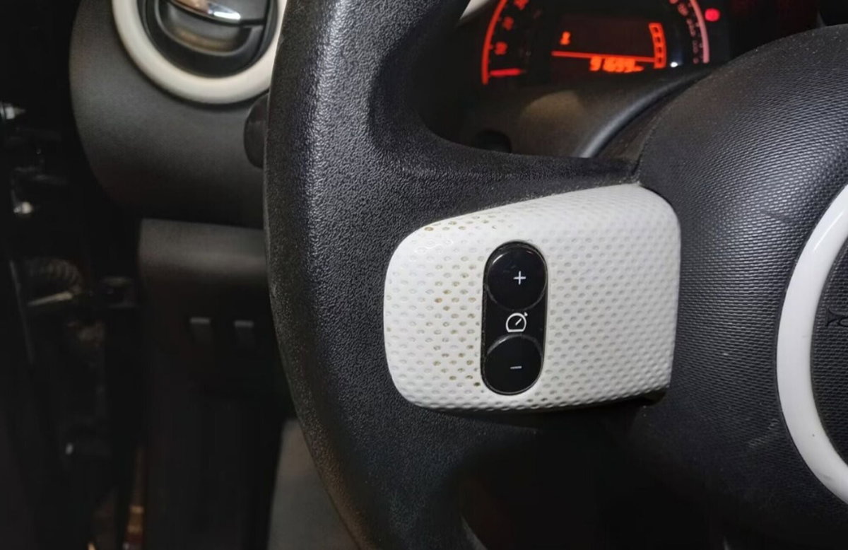 Renault Twingo SCe Life (11)