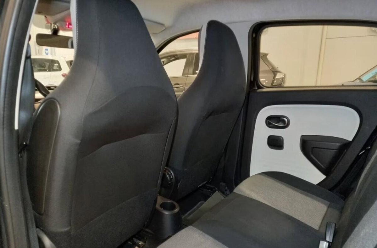 Renault Twingo SCe Life (16)