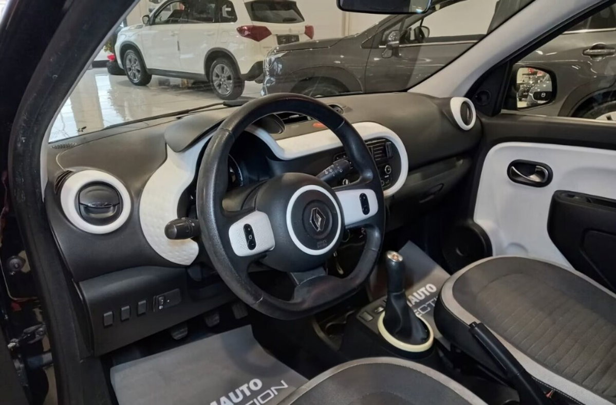 Renault Twingo SCe Life (6)
