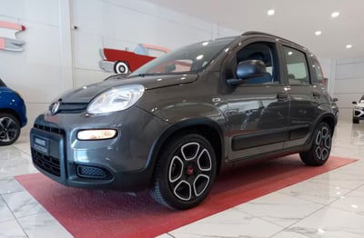 Fiat Panda 1.0 FireFly S&S Hybrid City Cross usata