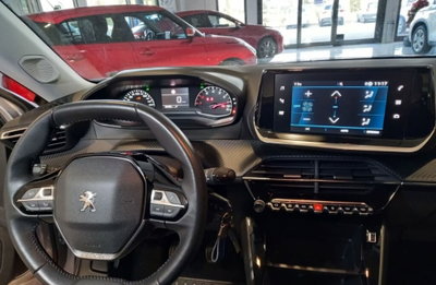 Peugeot 2008 PureTech 100 S&S Active (11)