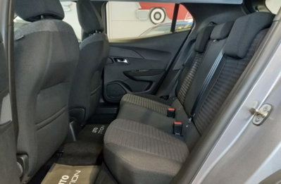 Peugeot 2008 PureTech 100 S&S Active (16)