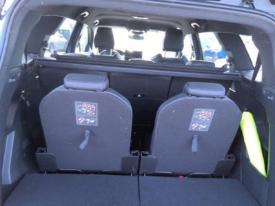 Peugeot 5008 1.2 hybrid GT 145cv 7p.ti e-dcs6 (4)