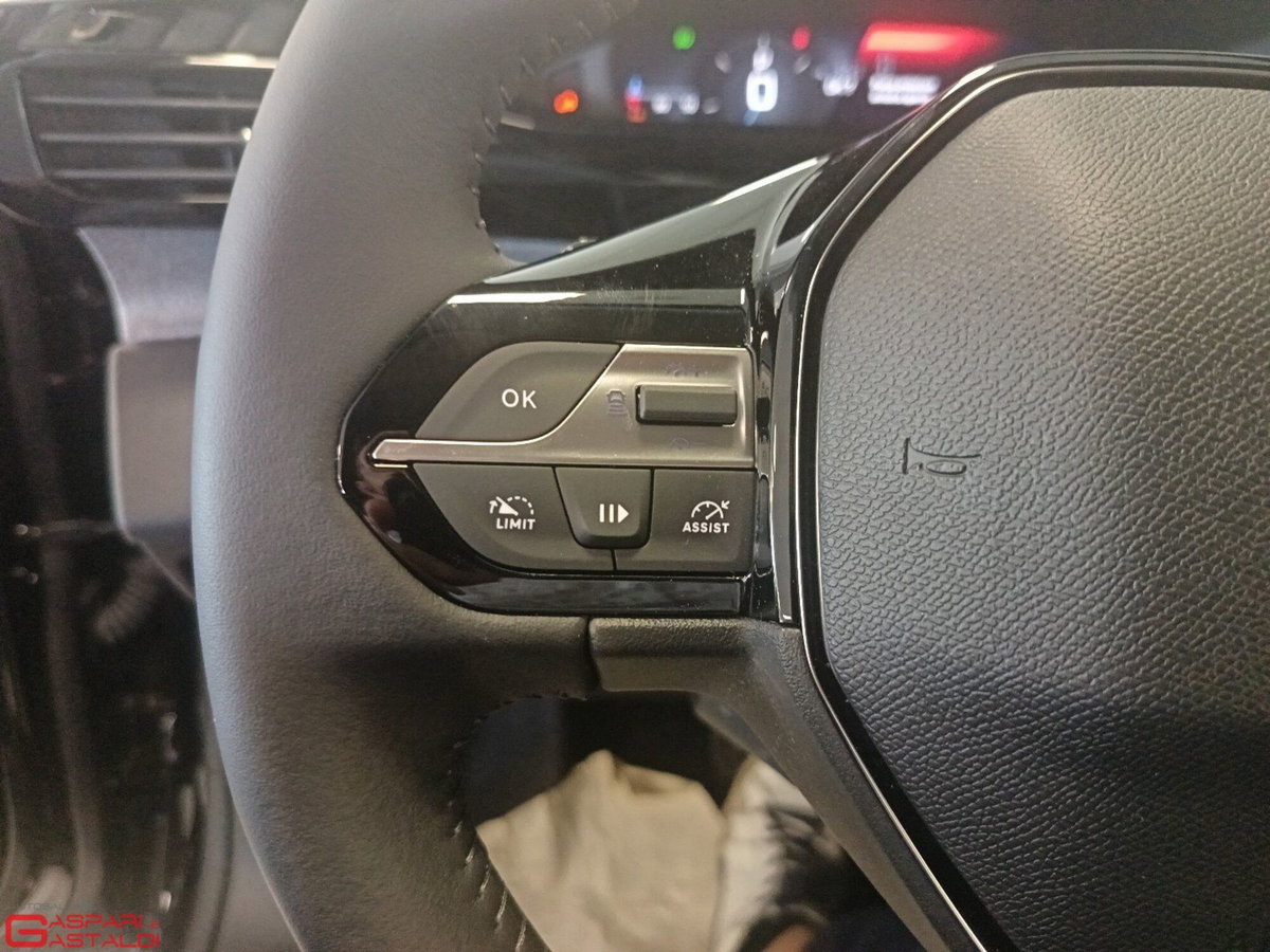 Peugeot 308 PureTech Turbo 130 S&S EAT8 Allure (10)