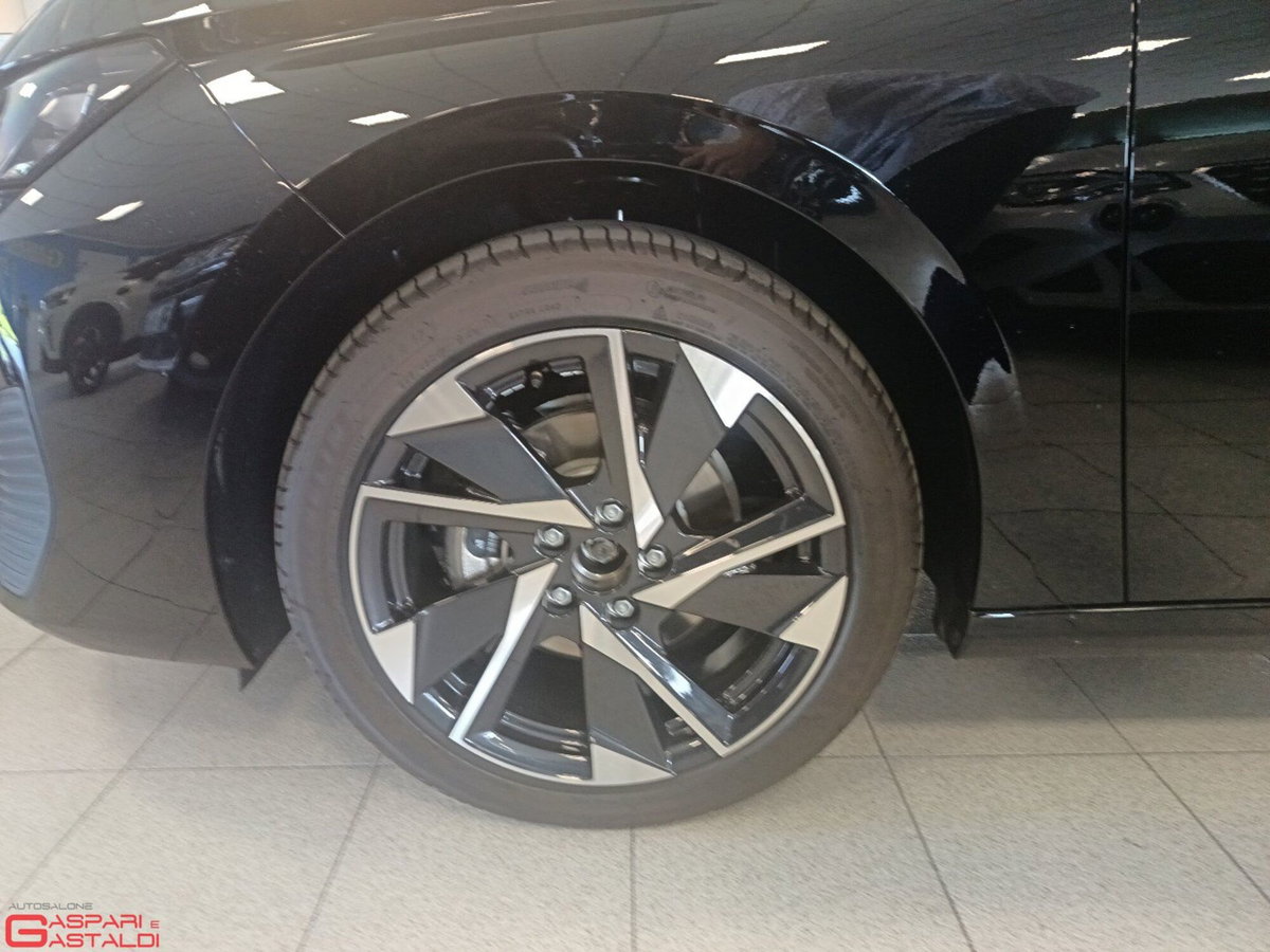 Peugeot 308 PureTech Turbo 130 S&S EAT8 Allure (12)