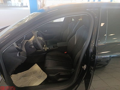 Peugeot 308 PureTech Turbo 130 S&S EAT8 Allure (6)